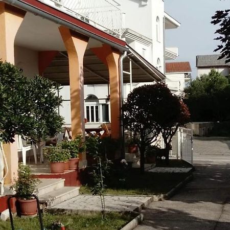 Hotel Haus Silvia Jadranovo Exterior foto