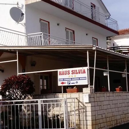 Hotel Haus Silvia Jadranovo Exterior foto